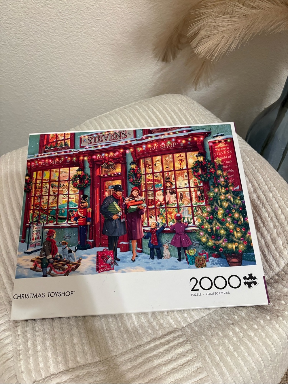 Christmas Toyshop Puzzle - 2,000 pieces